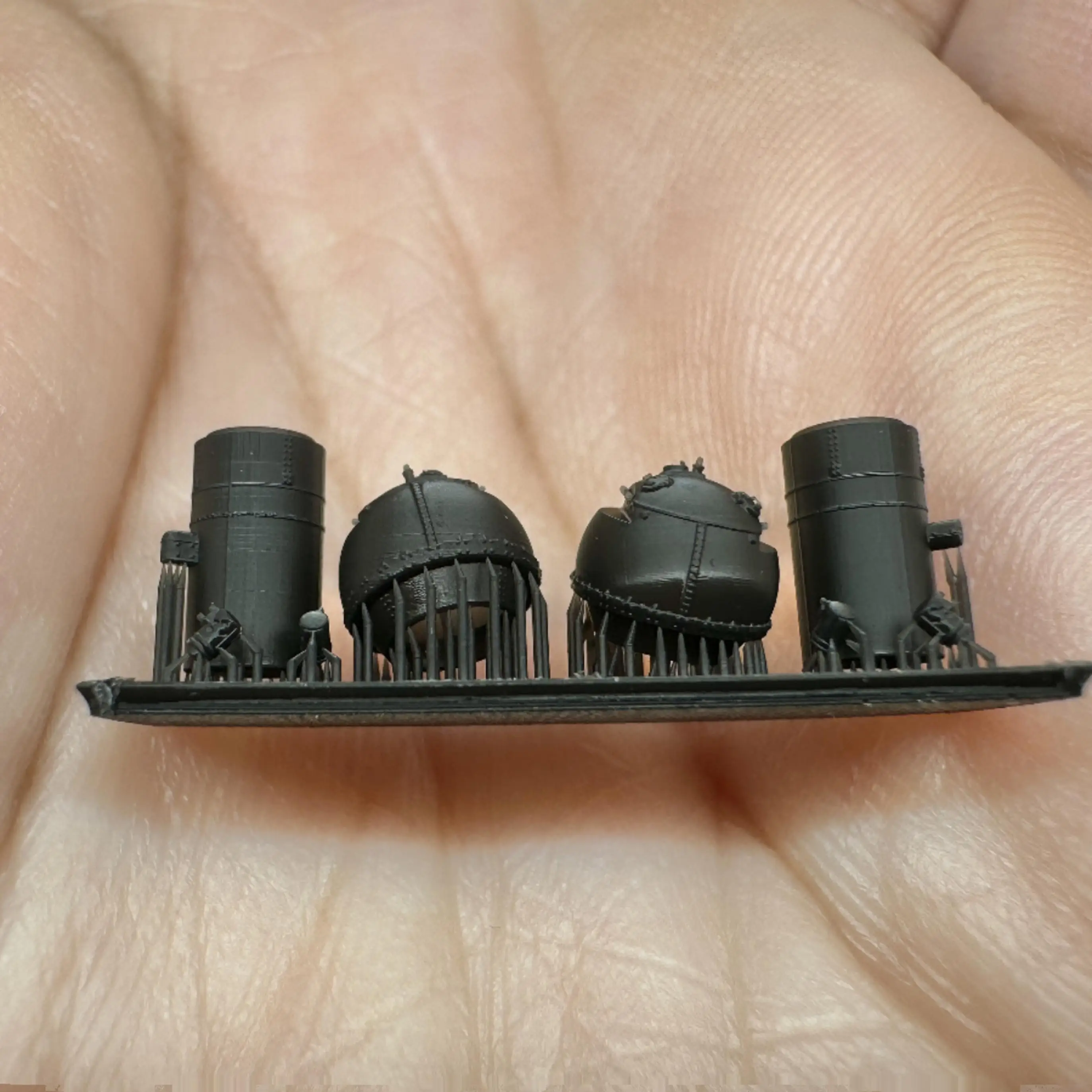 نموذج MUYI بمقياس 1/700 G70004 - مراجعة 3D Printing Sla وسعره